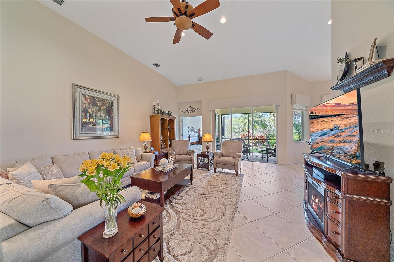 TAILFEATHER WAY AT TARA - Residential