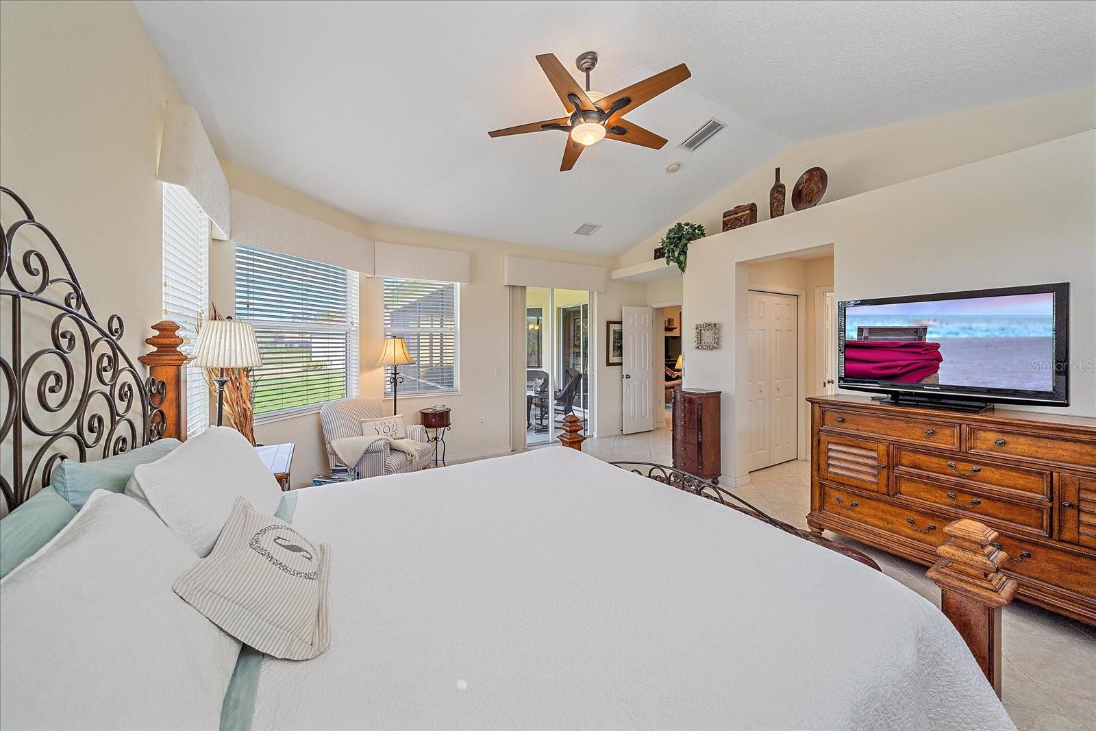 TAILFEATHER WAY AT TARA - Residential