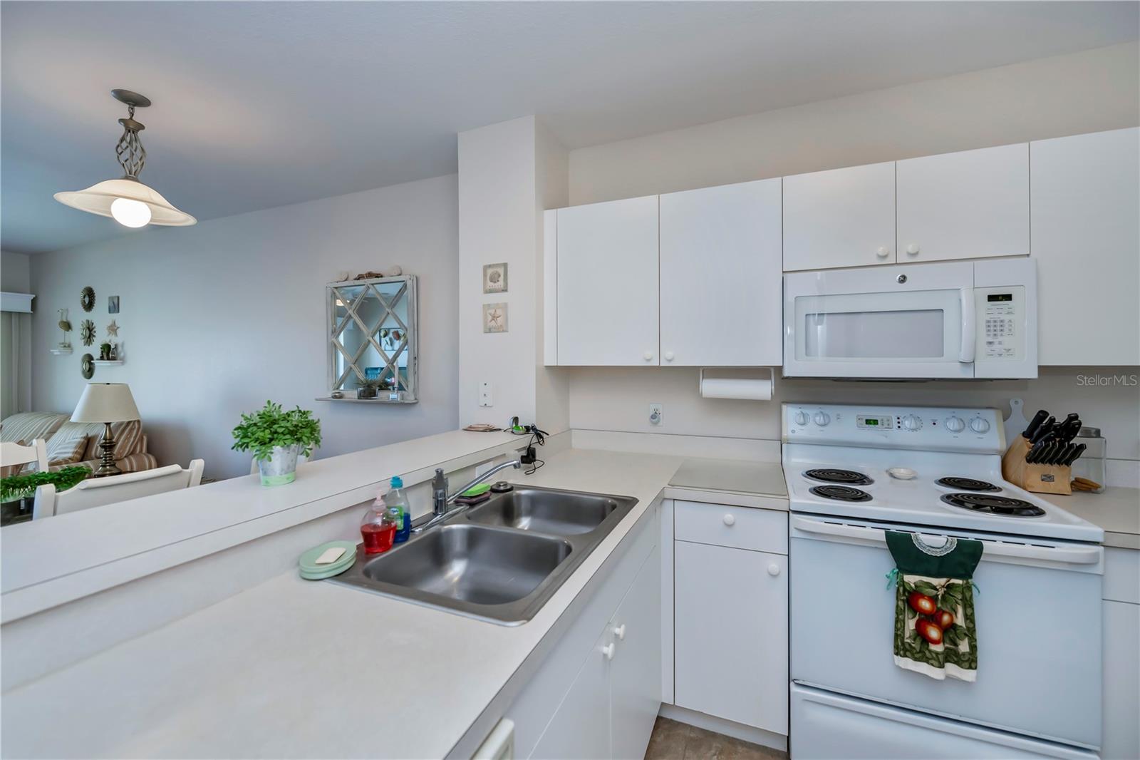 WATERSIDE CLUB 01 AT HERITAGE - Residential