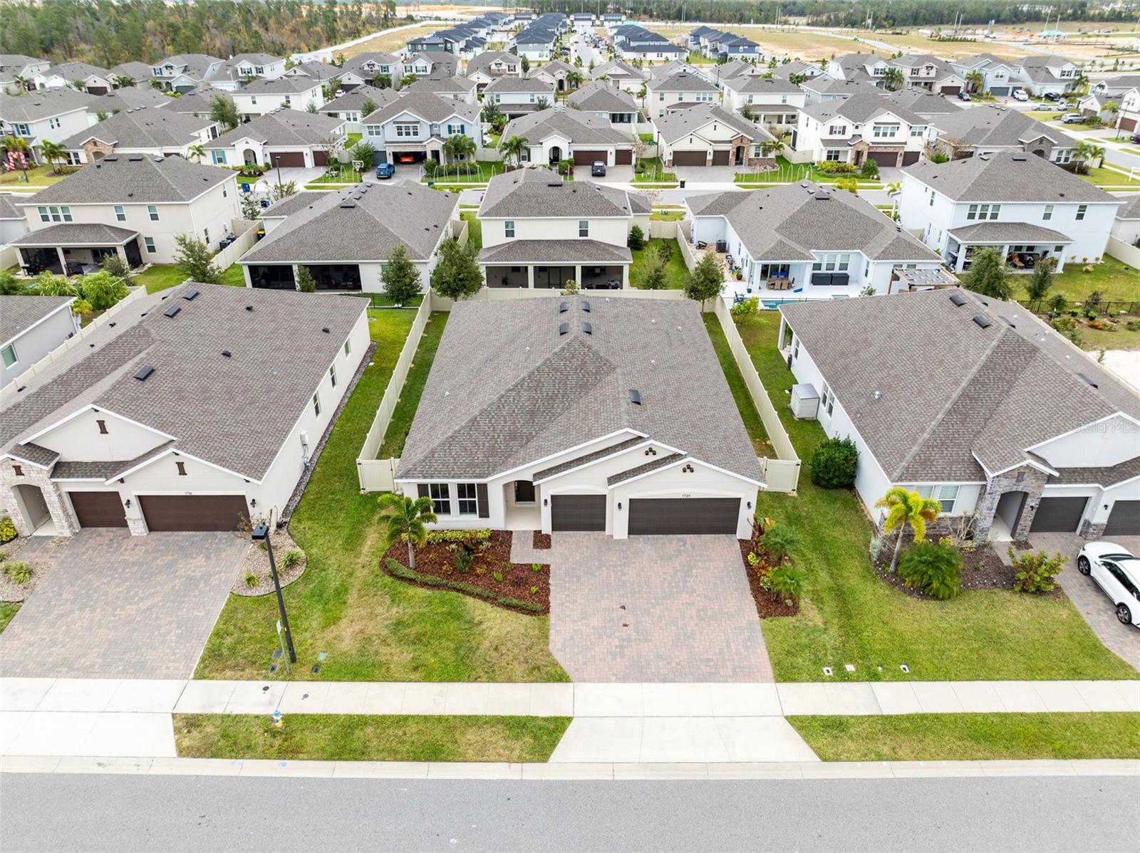 PARK VIEW/THE HILLS - Residential