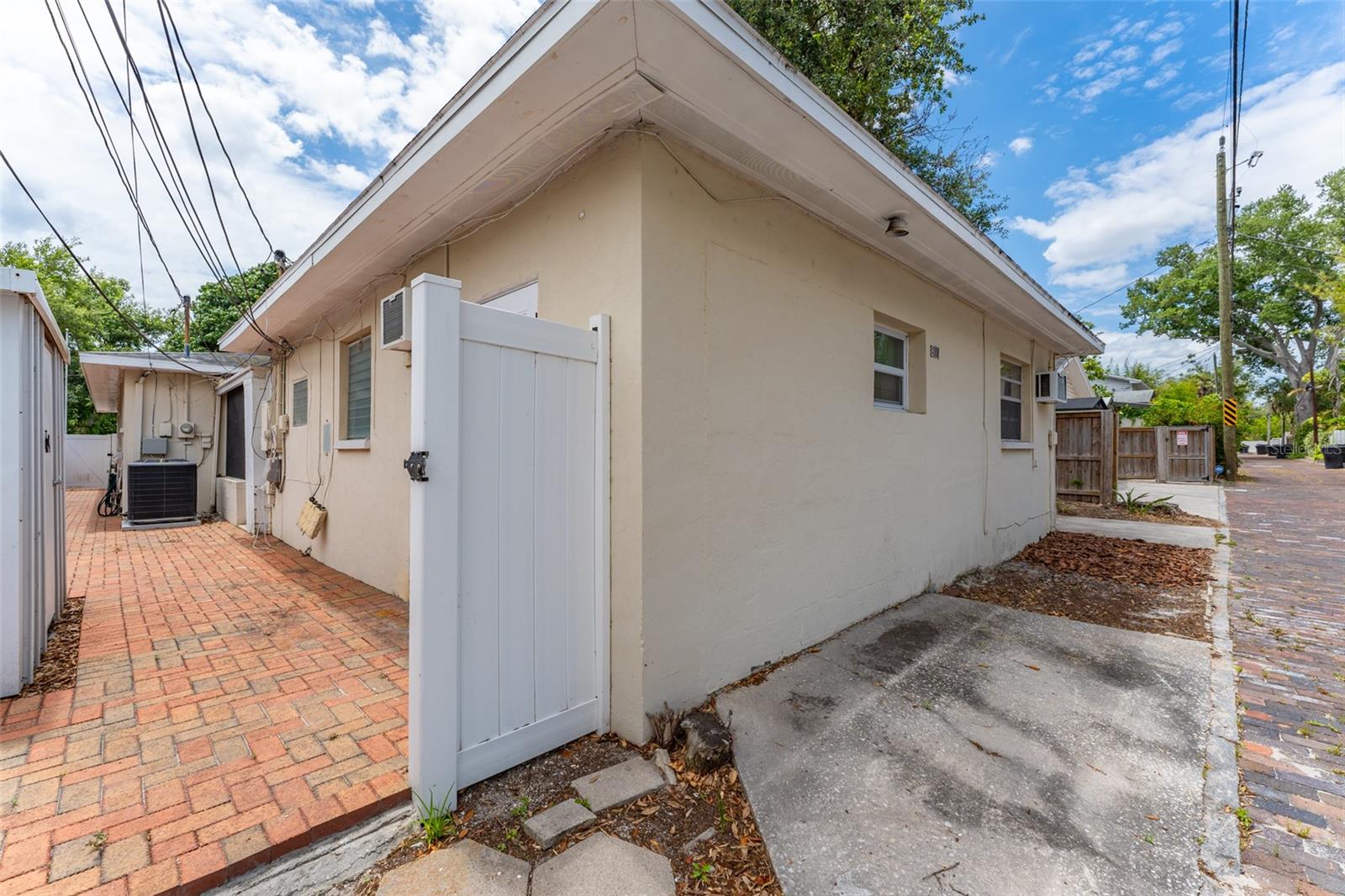 SPRING HILL REV - Residential