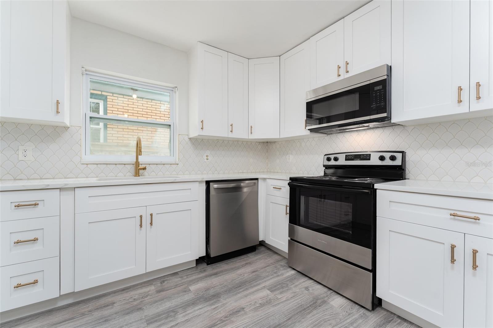 SPRING HILL REV - Residential