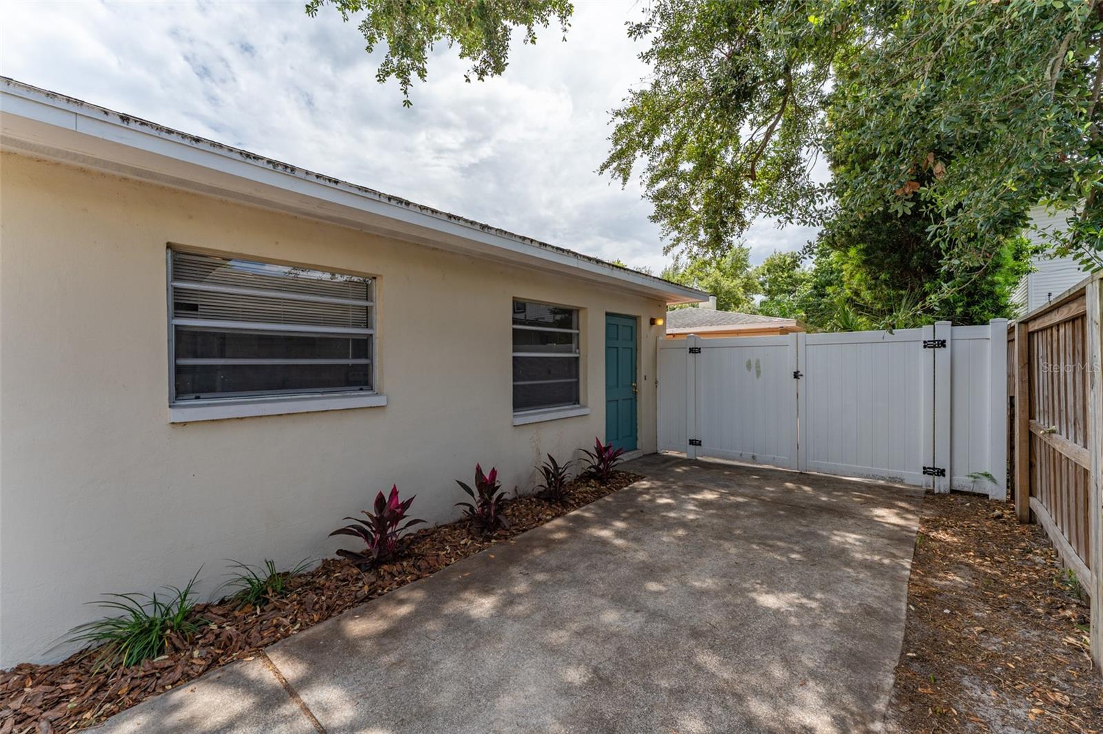 SPRING HILL REV - Residential