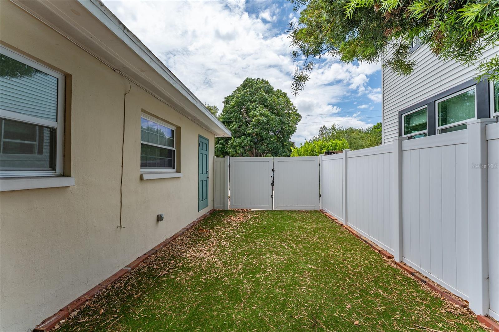 SPRING HILL REV - Residential