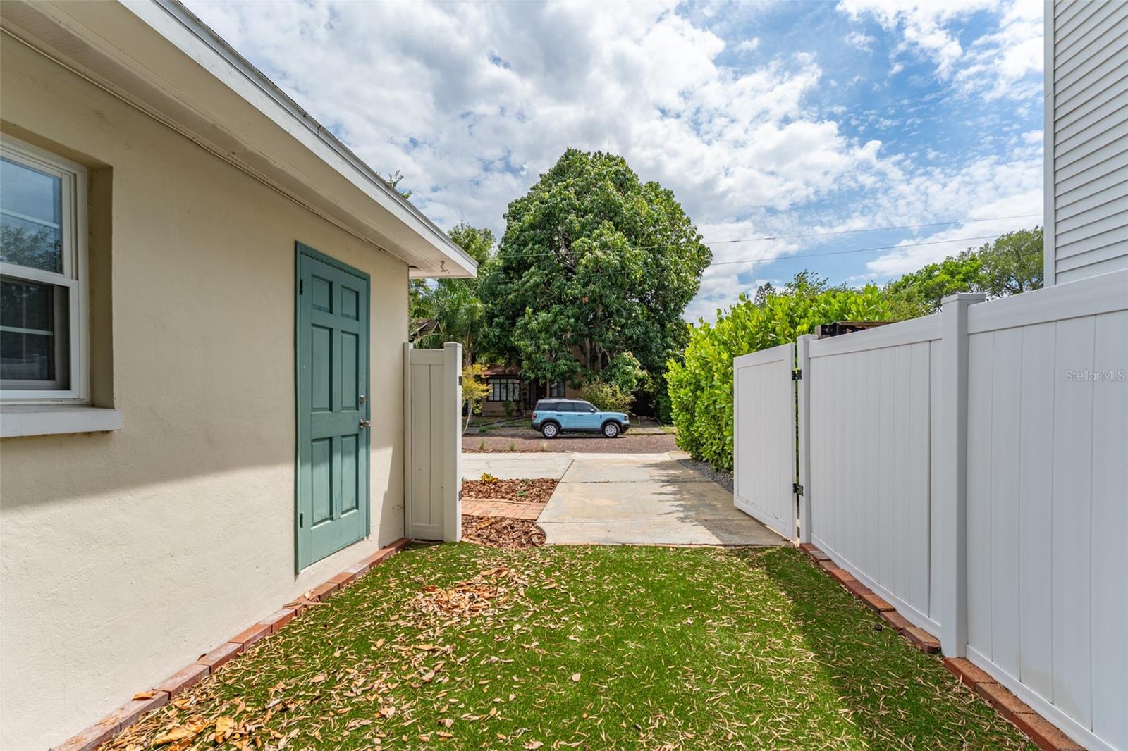 SPRING HILL REV - Residential