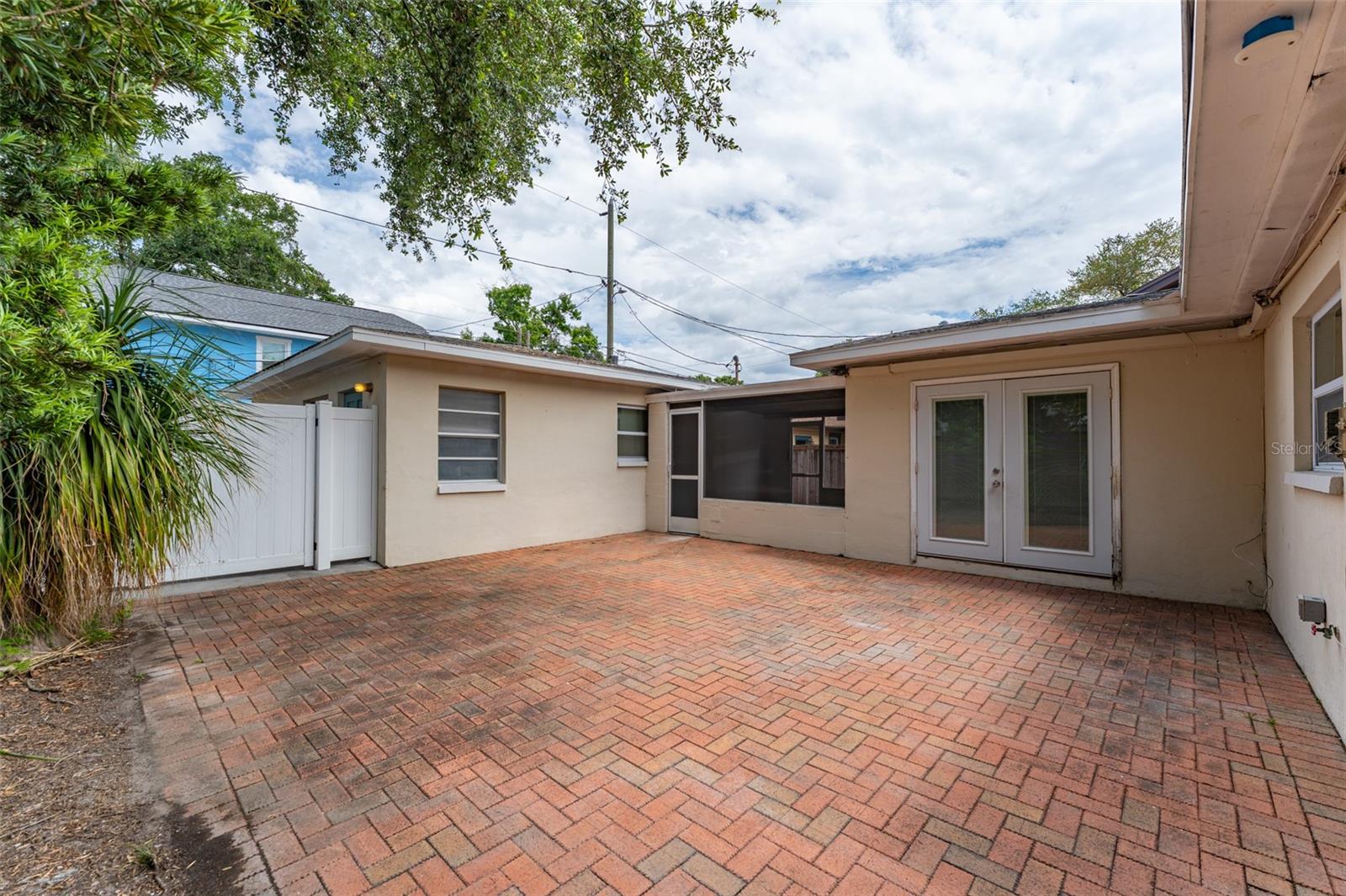 SPRING HILL REV - Residential