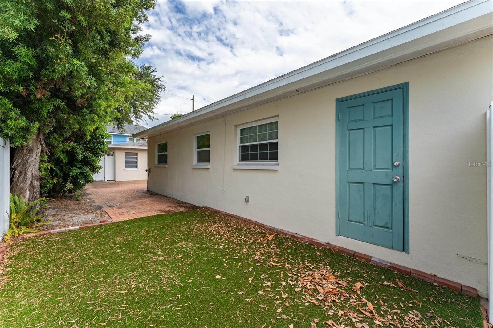 SPRING HILL REV - Residential