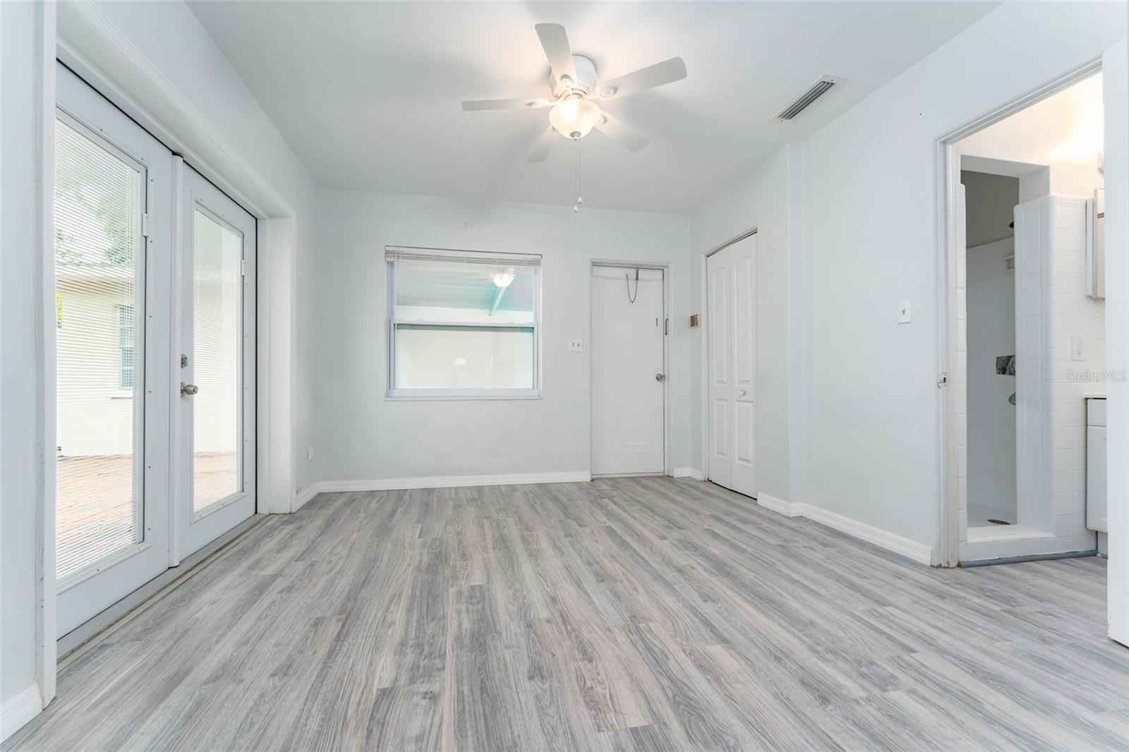 SPRING HILL REV - Residential