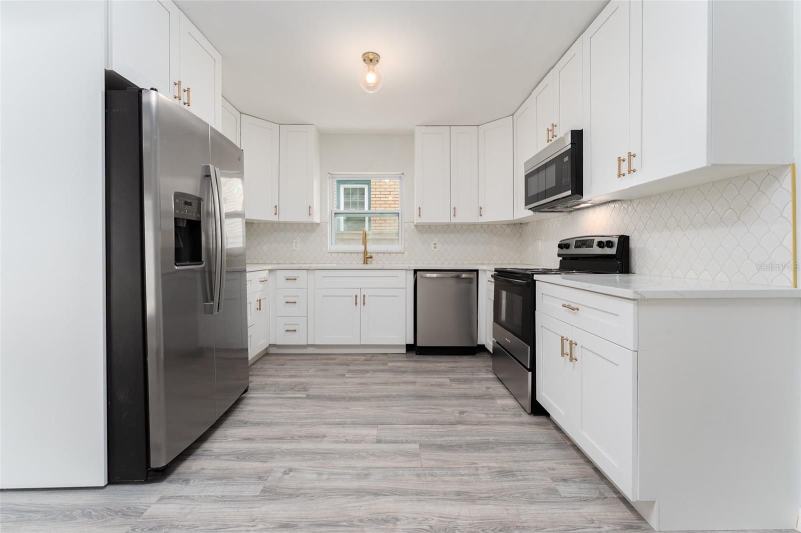 SPRING HILL REV - Residential