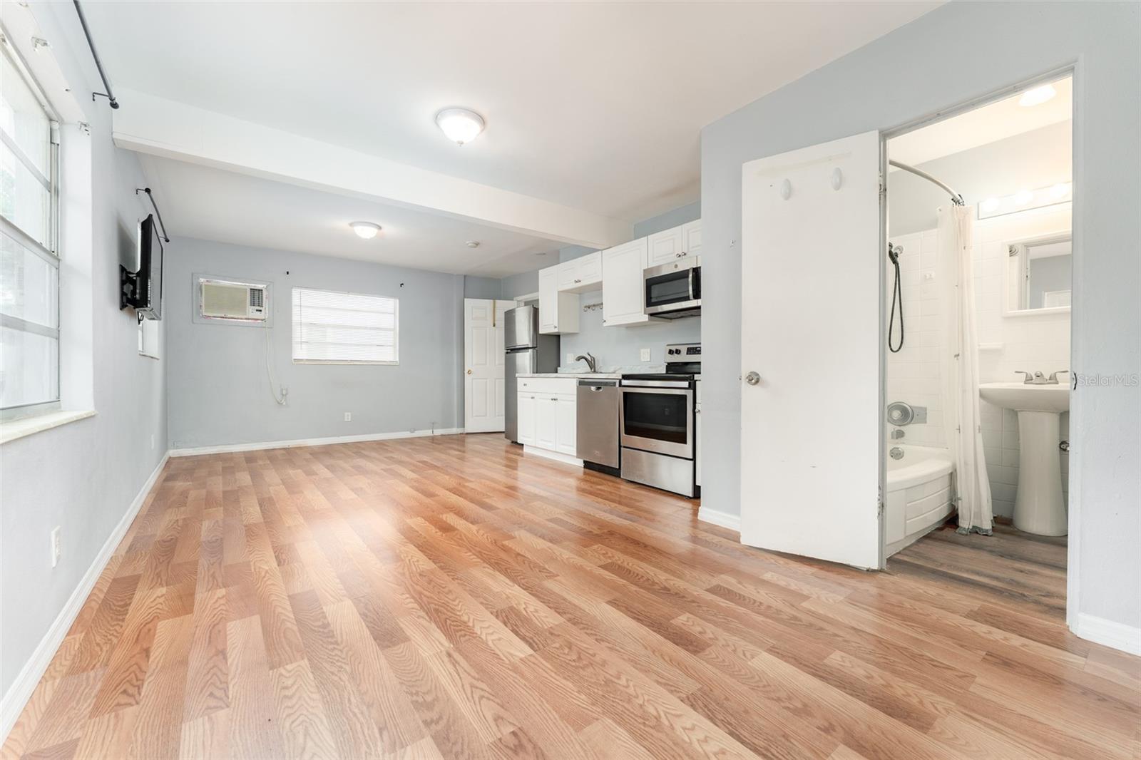 SPRING HILL REV - Residential