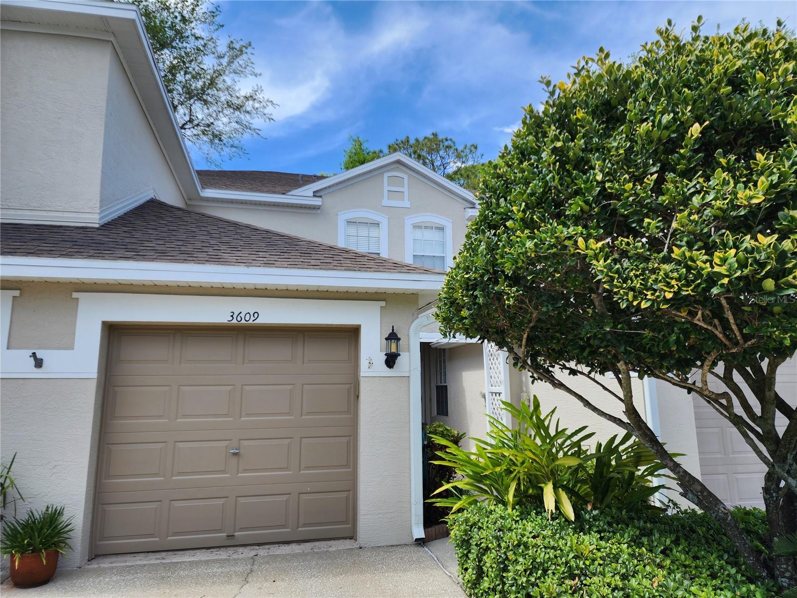 LAKE POINTE AT COUNTRYSIDE - Residential