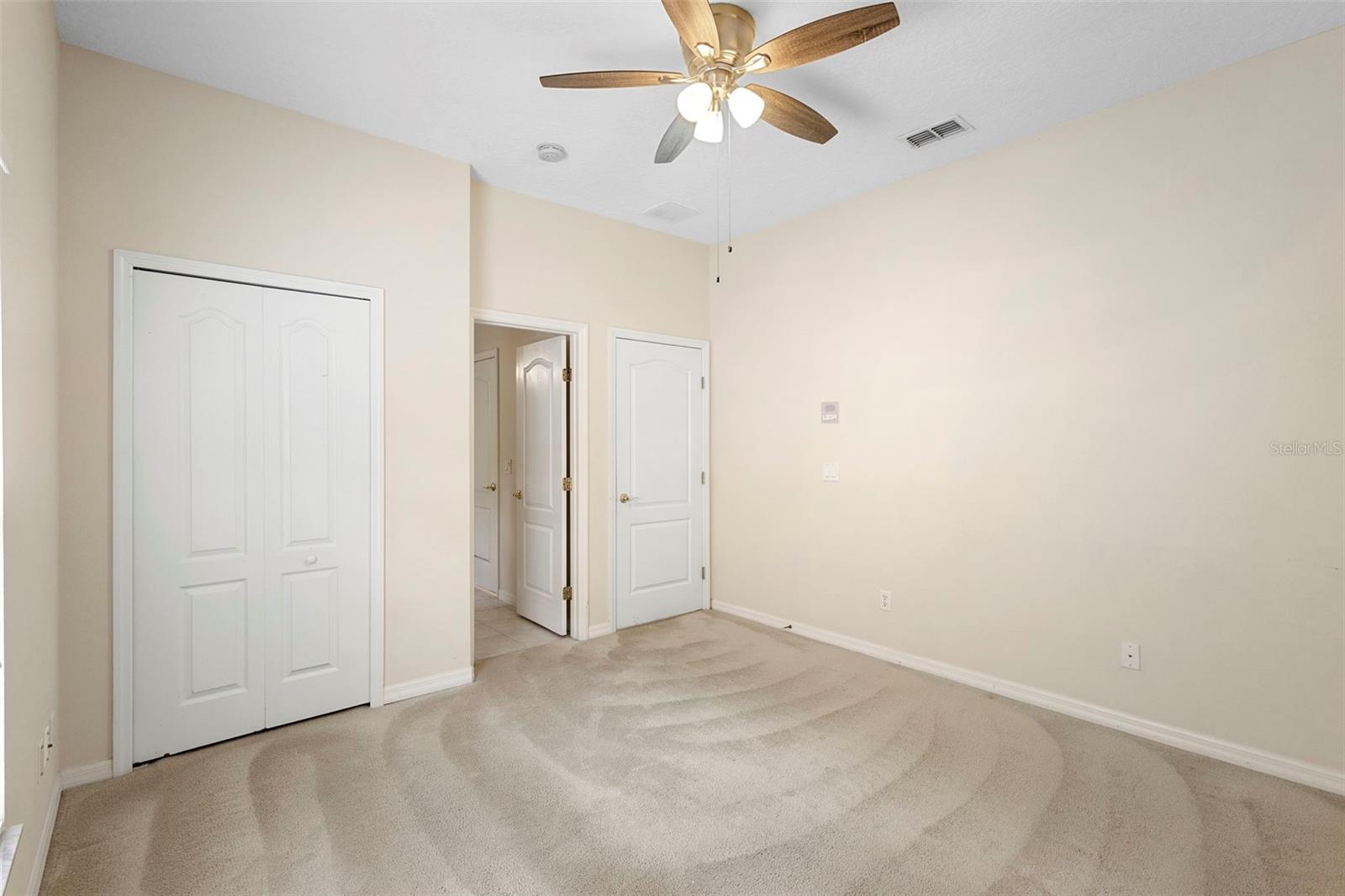 TRADDS LANDING LT 01 PB 51 PG 08-20 ORB 248 - Residential Lease