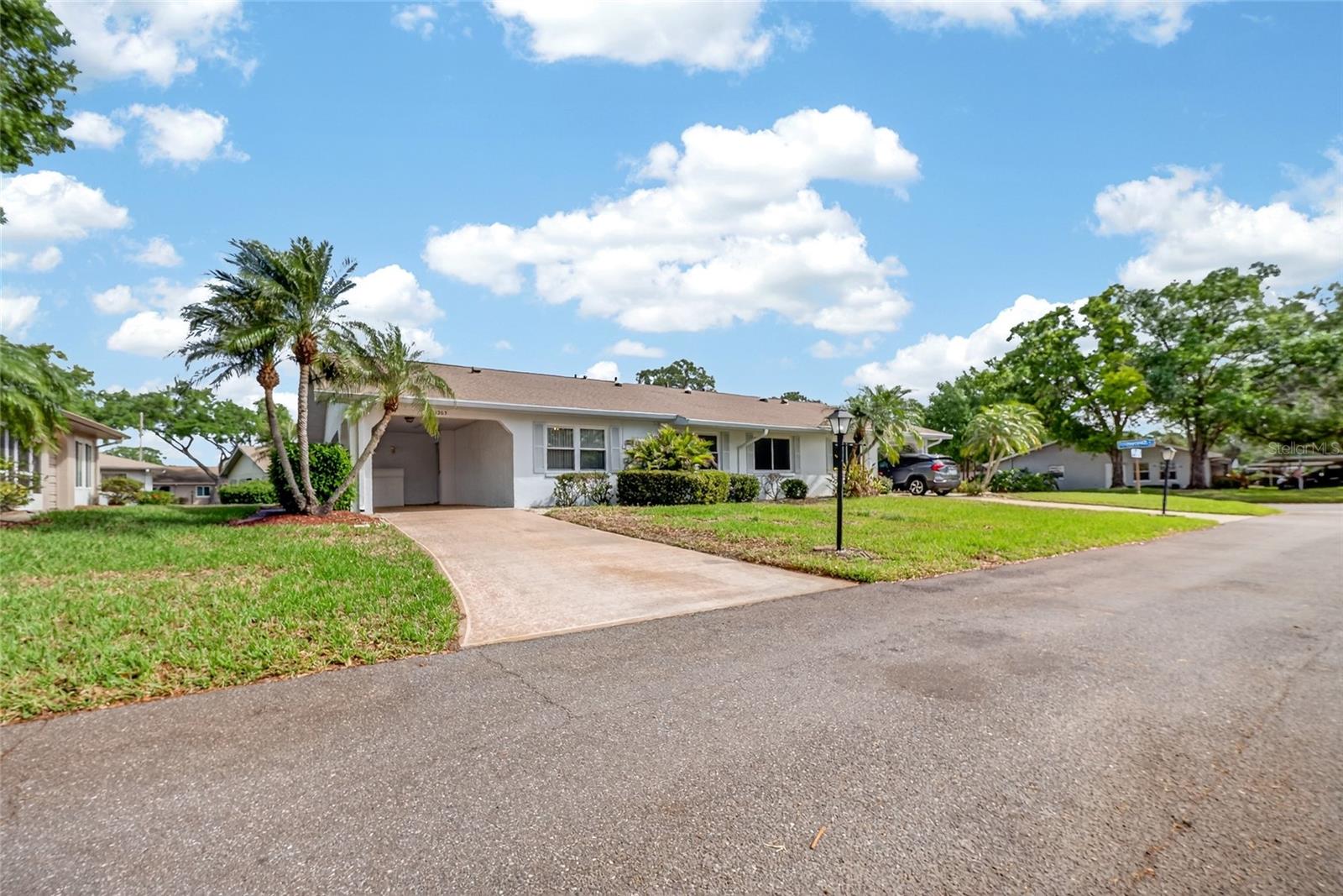 HIGHGATE B CONDO - Residential