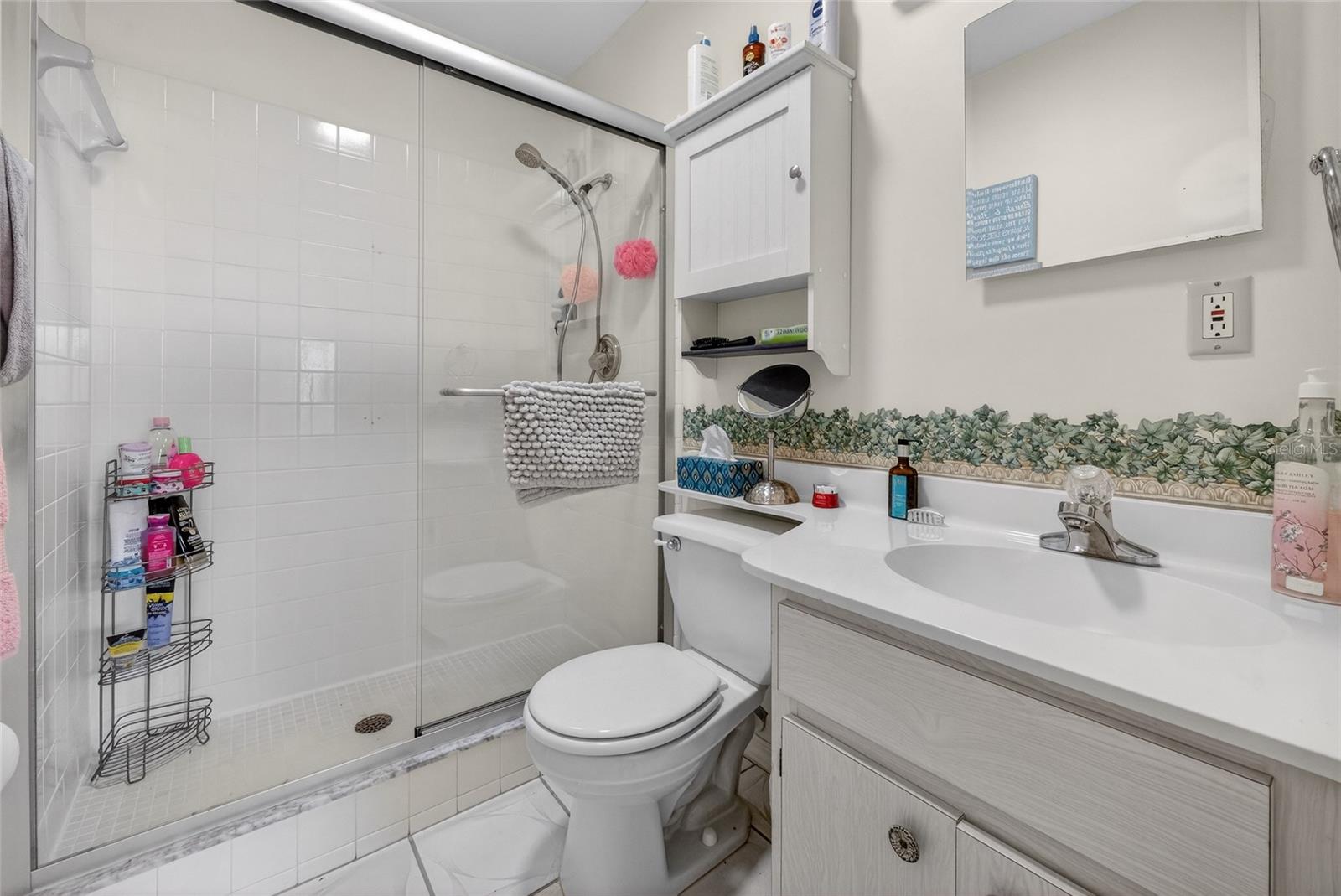 HIGHGATE B CONDO - Residential