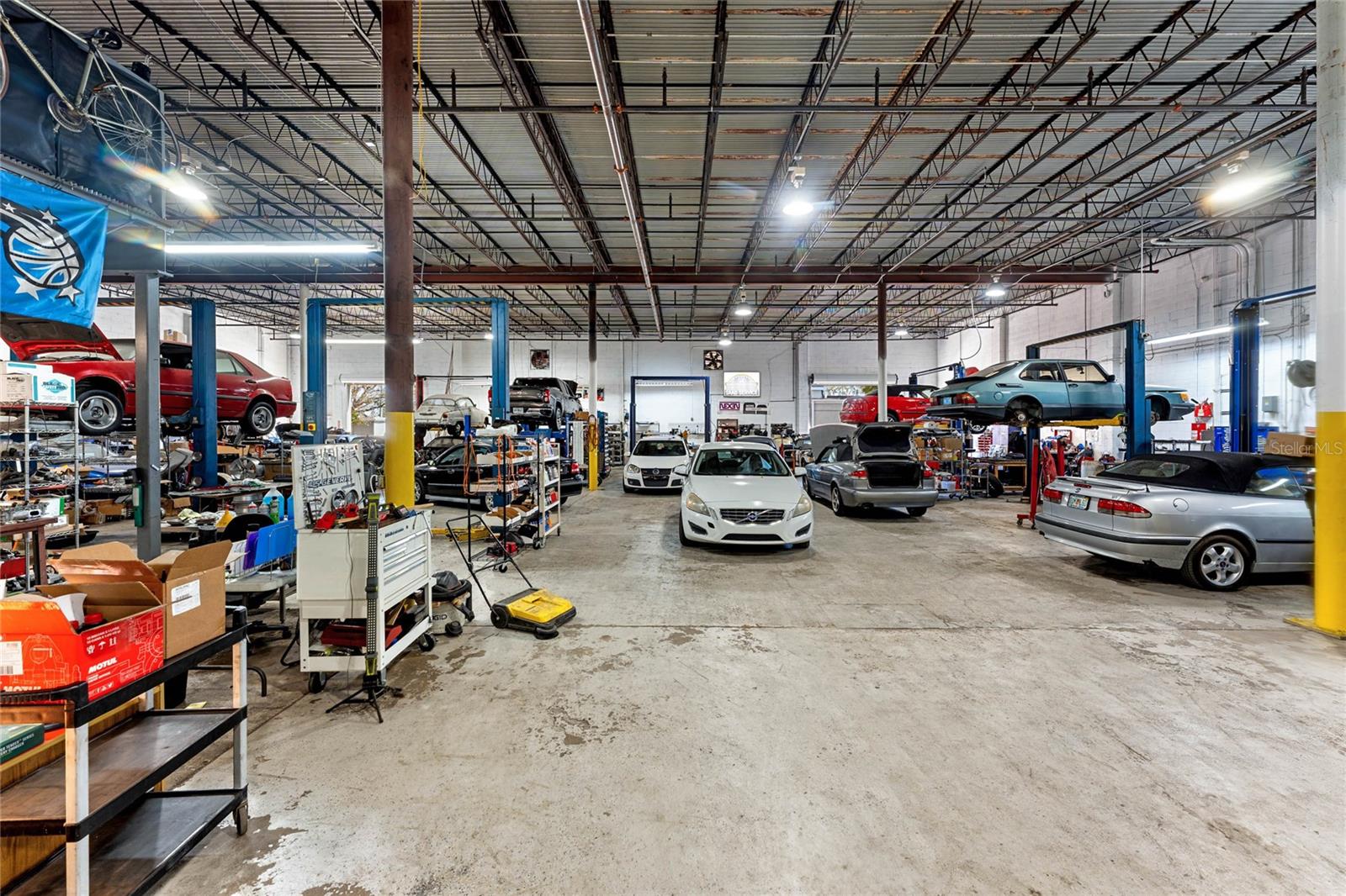 LAWNDALE ANNEX - Commercial Sale