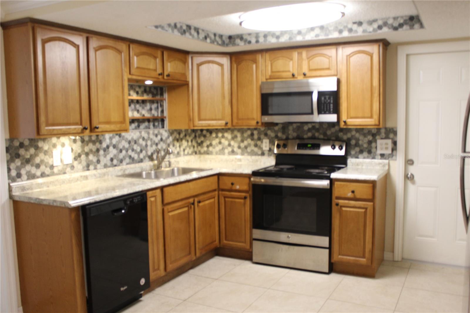 HERITAGE VILLAGE - Residential Lease