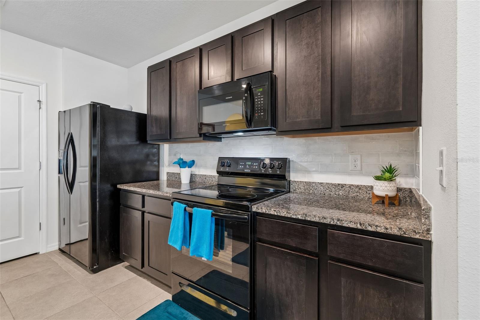 CARRIAGE POINTE SOUTH PH 2B - Residential