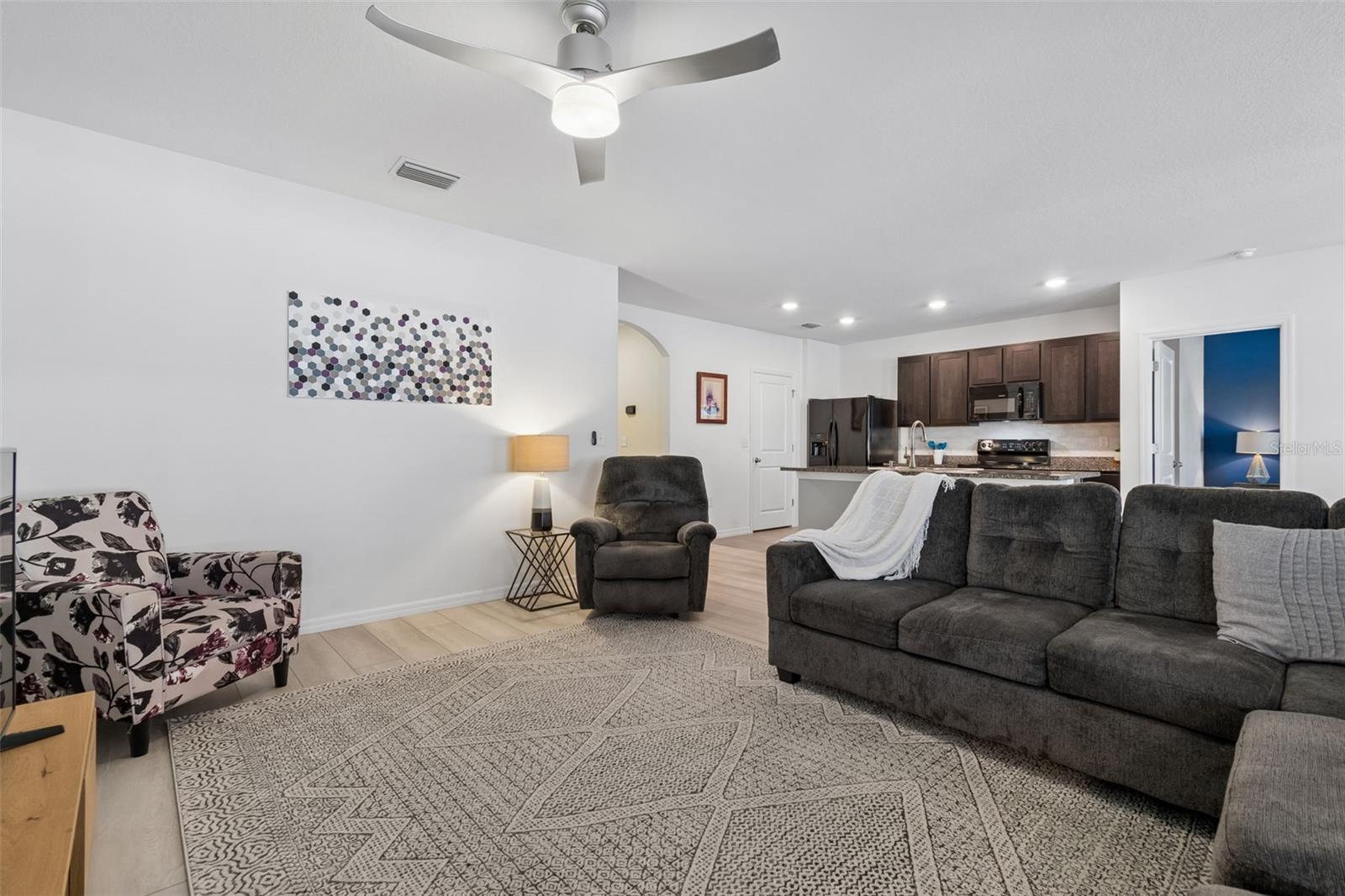 CARRIAGE POINTE SOUTH PH 2B - Residential