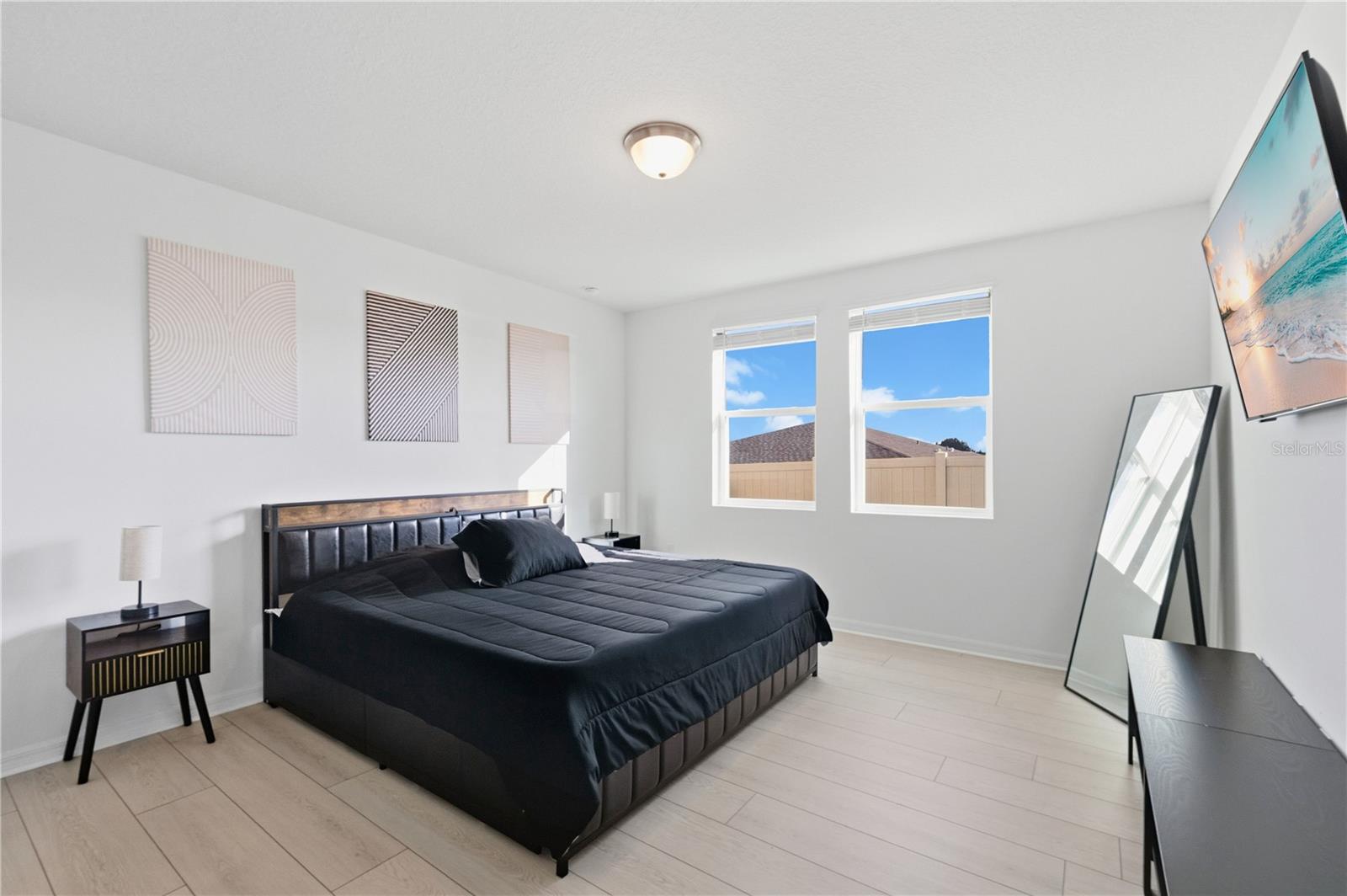 LAWSON DUNES SUB - Residential Lease