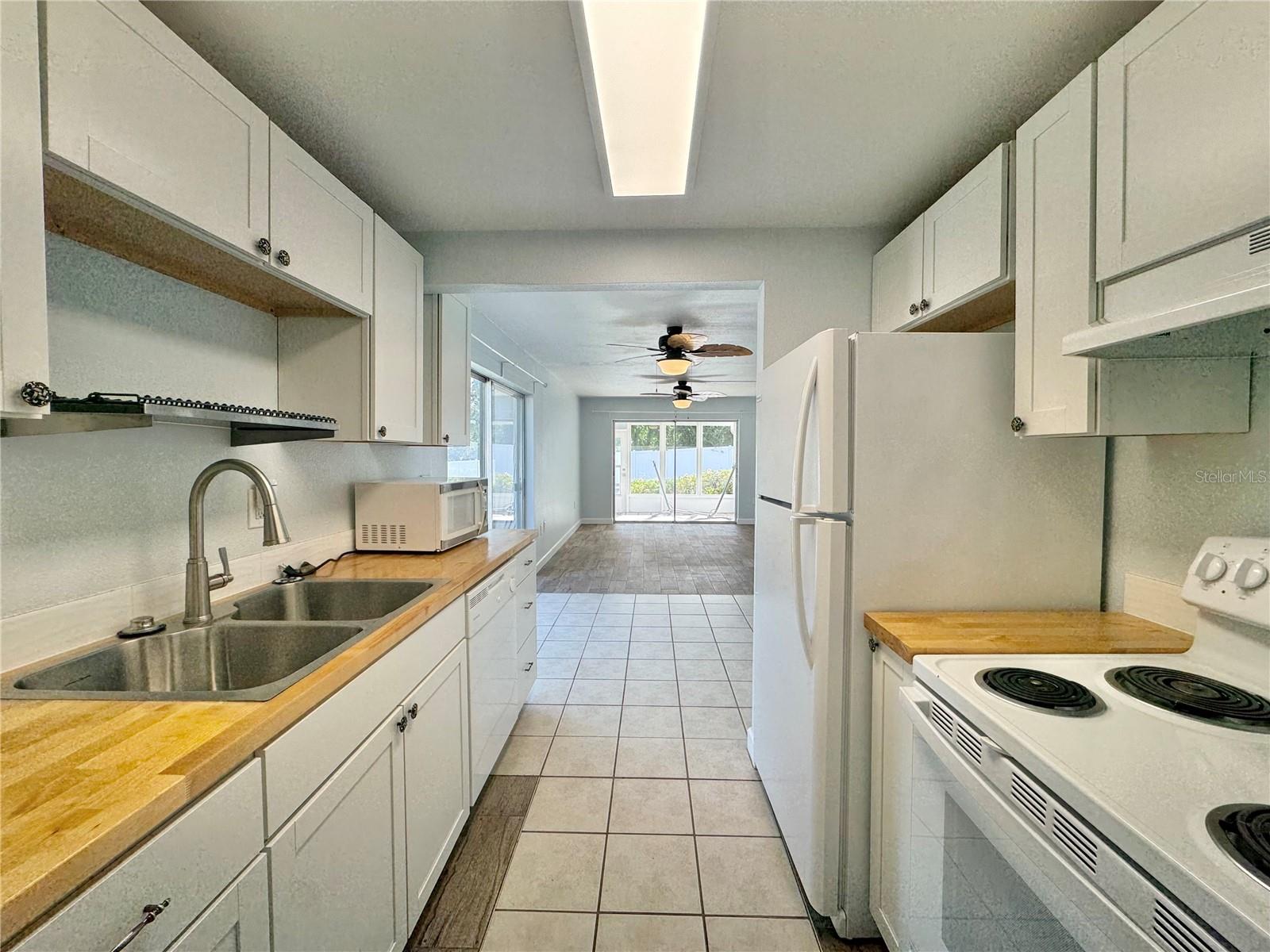 LAKE BUCKEYE CONDO - Residential Lease