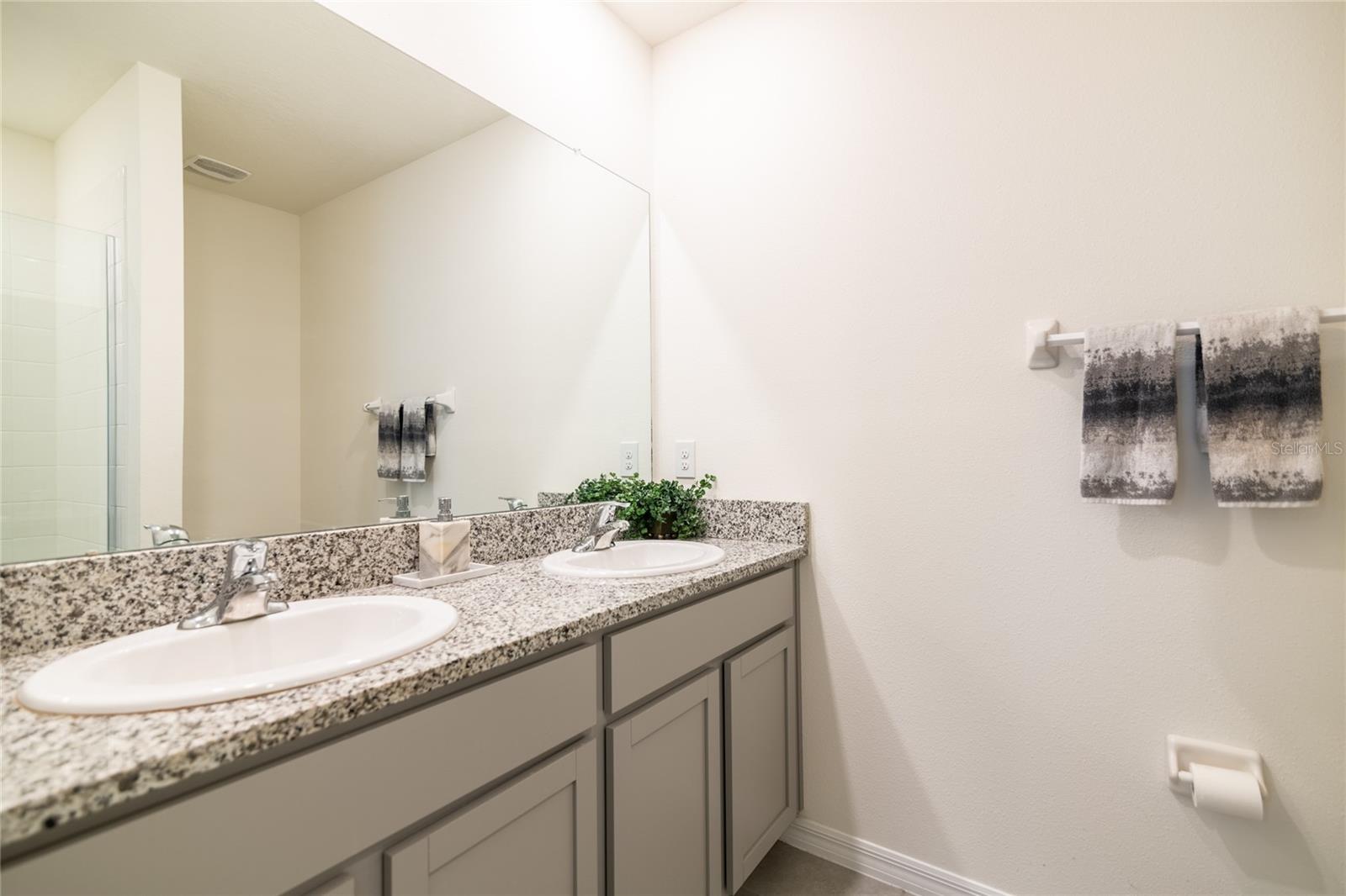 33860 JASMINE  STAR LOOP