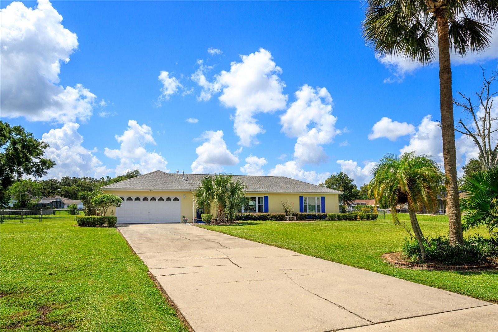 View MOUNT DORA, FL 32757 house