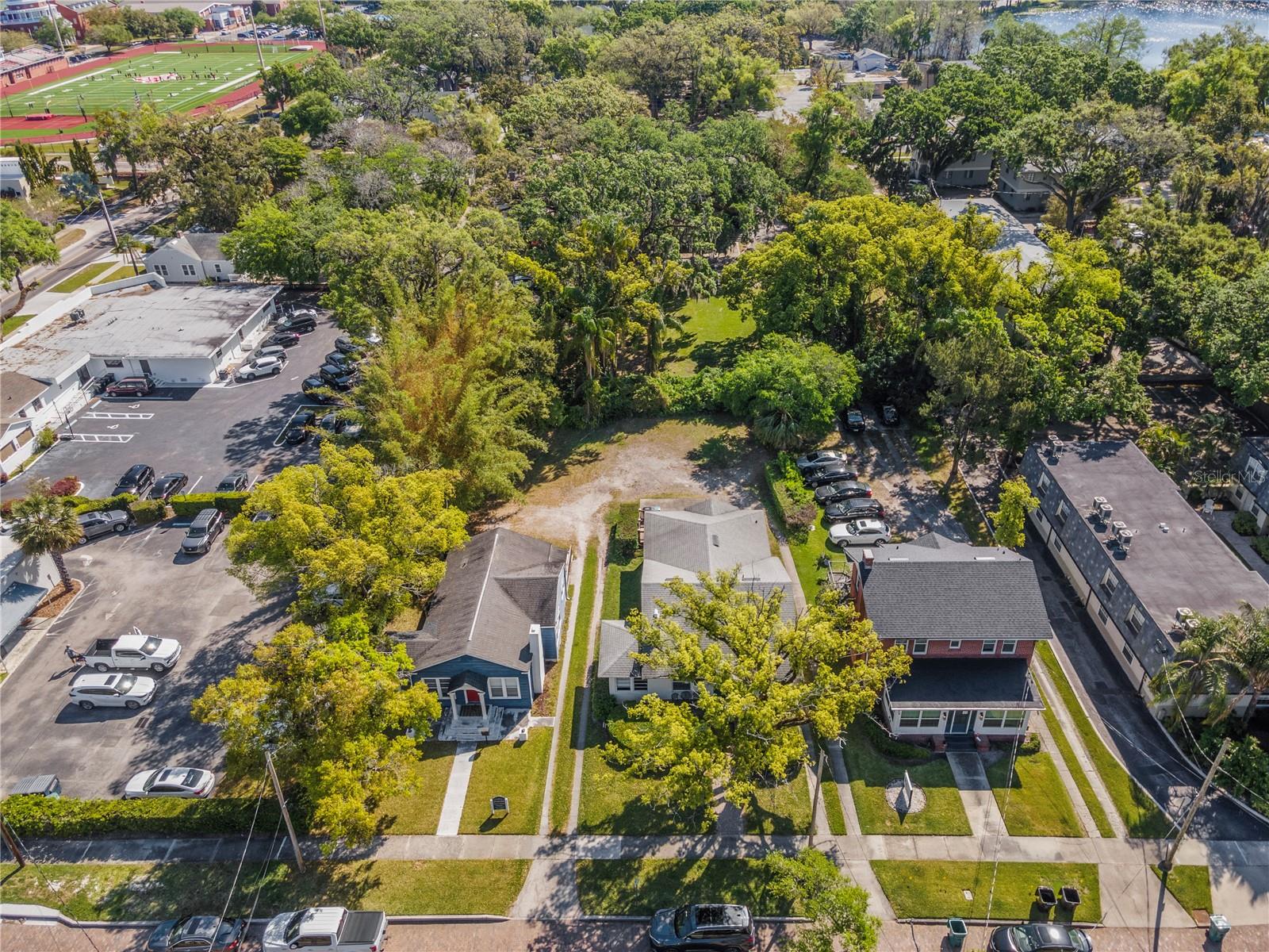 MAGNOLIA PARK - Commercial Lease