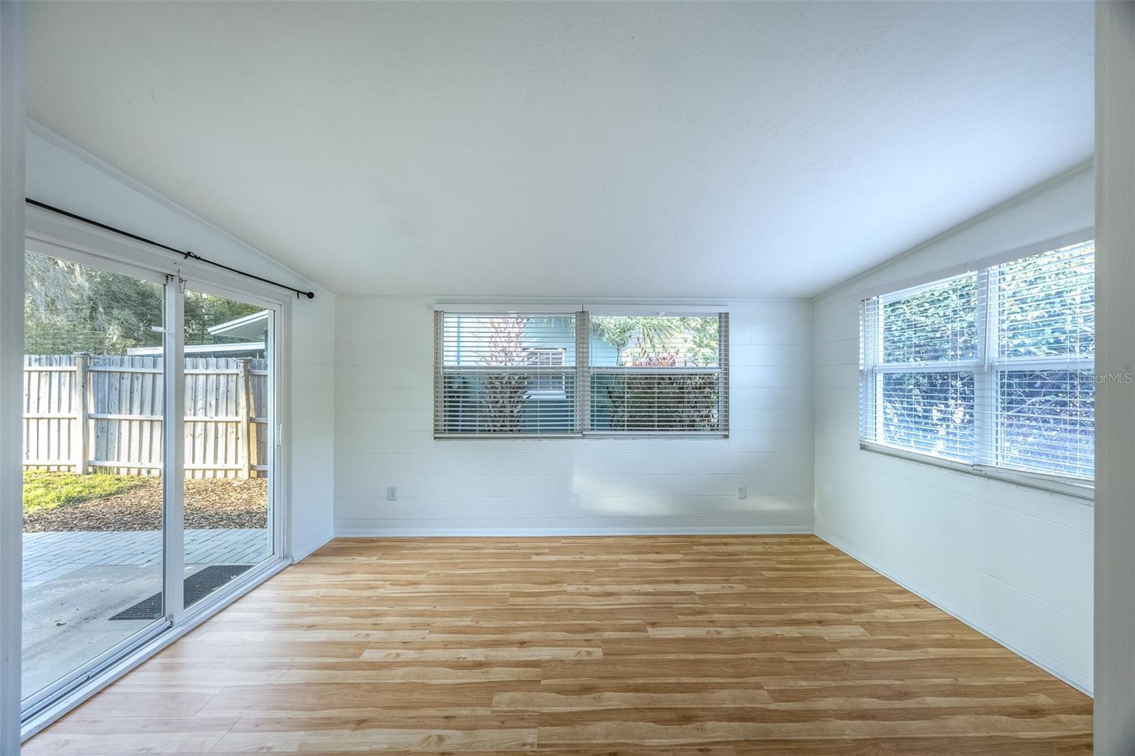 HOWELL HEIGHTS - Residential Lease