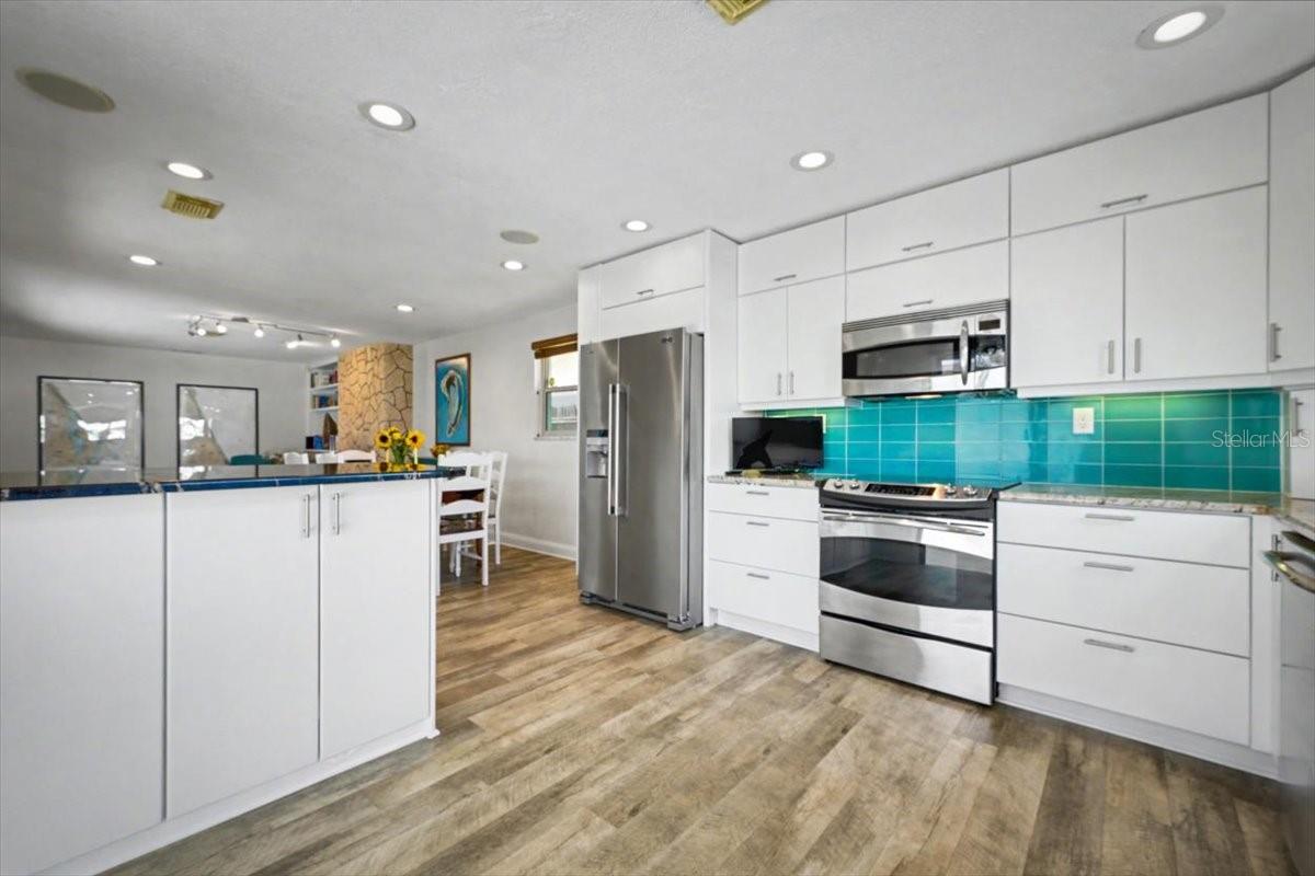 YACHT HAVEN - Residential