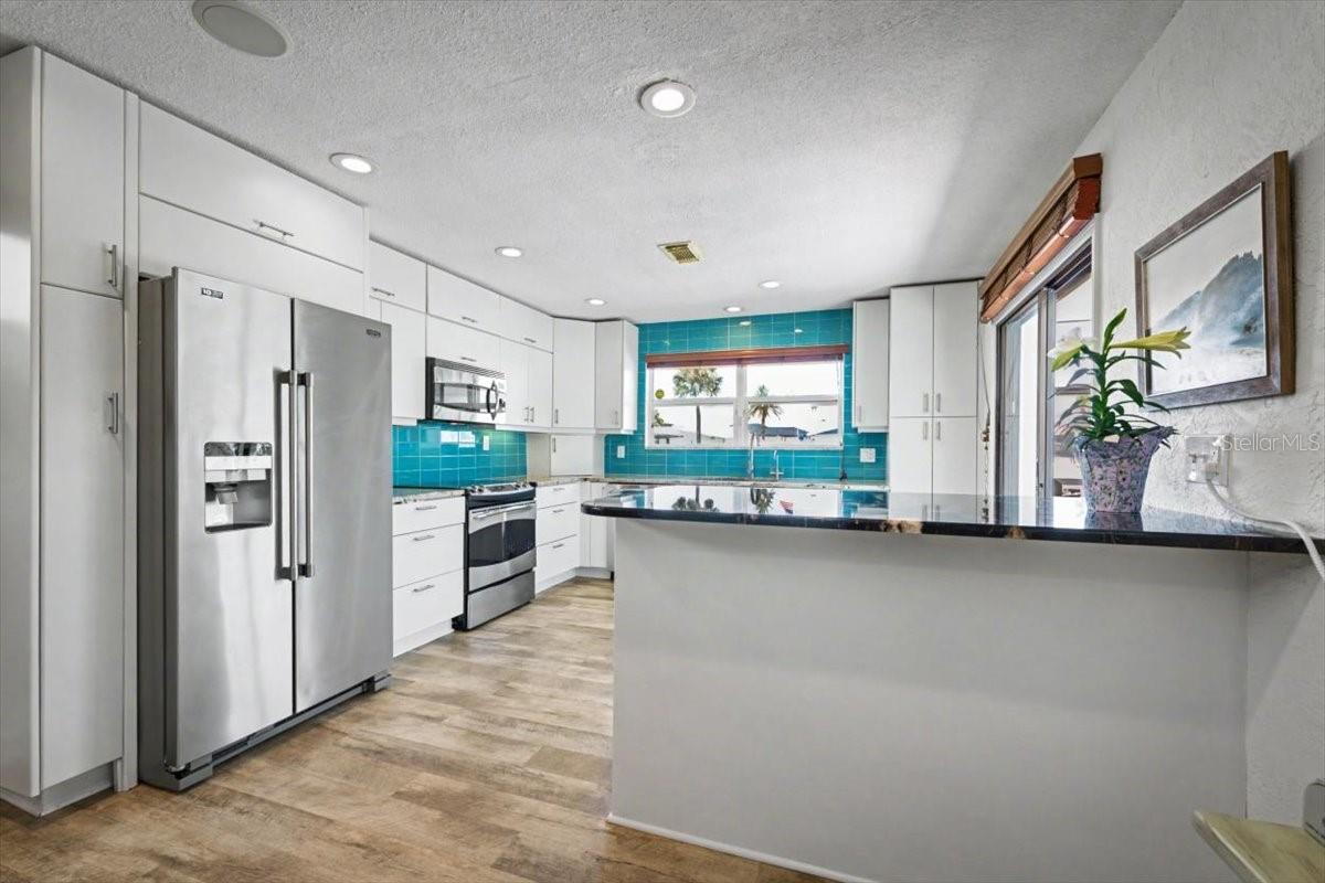 YACHT HAVEN - Residential