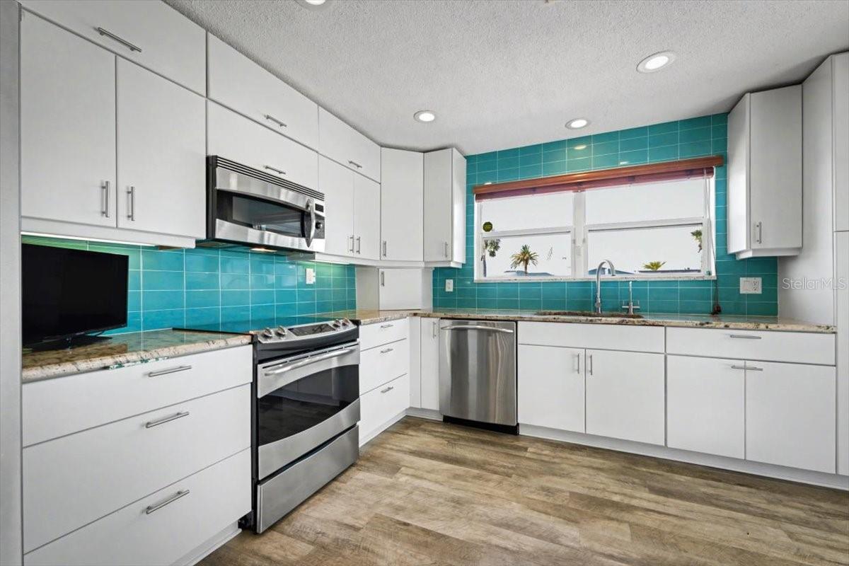 YACHT HAVEN - Residential