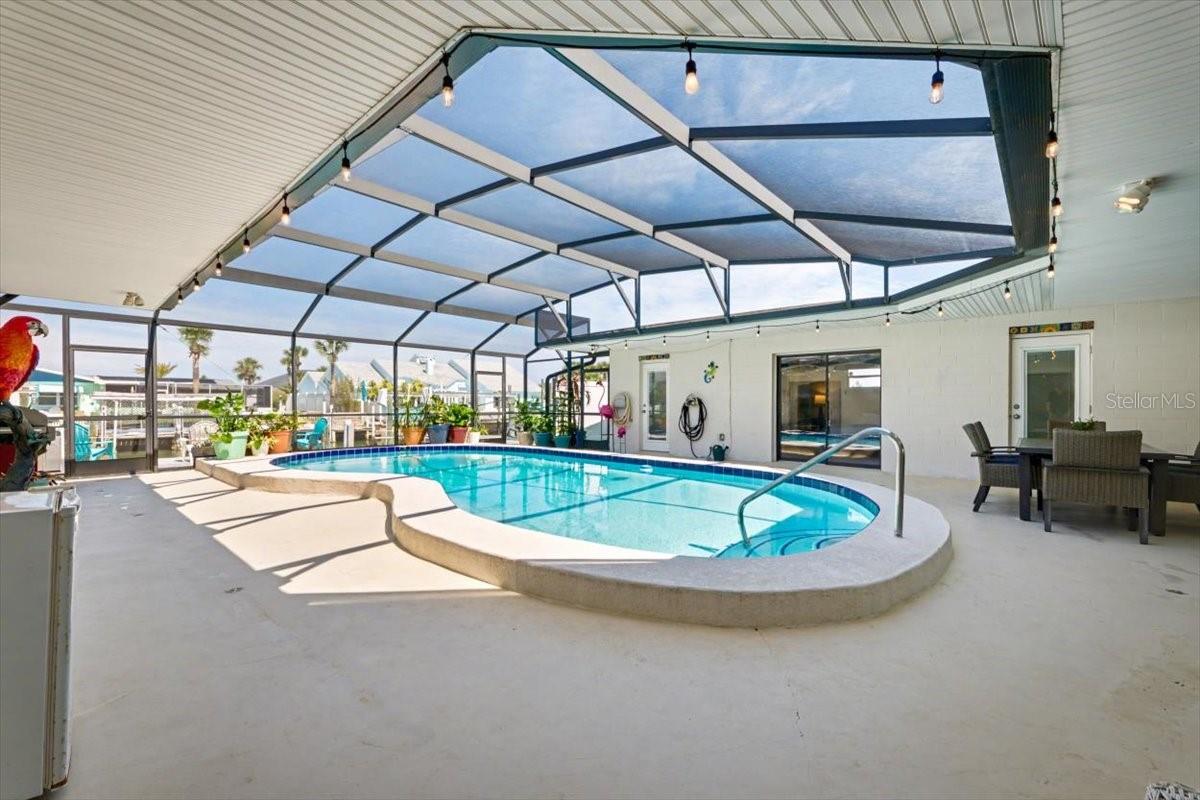 YACHT HAVEN - Residential