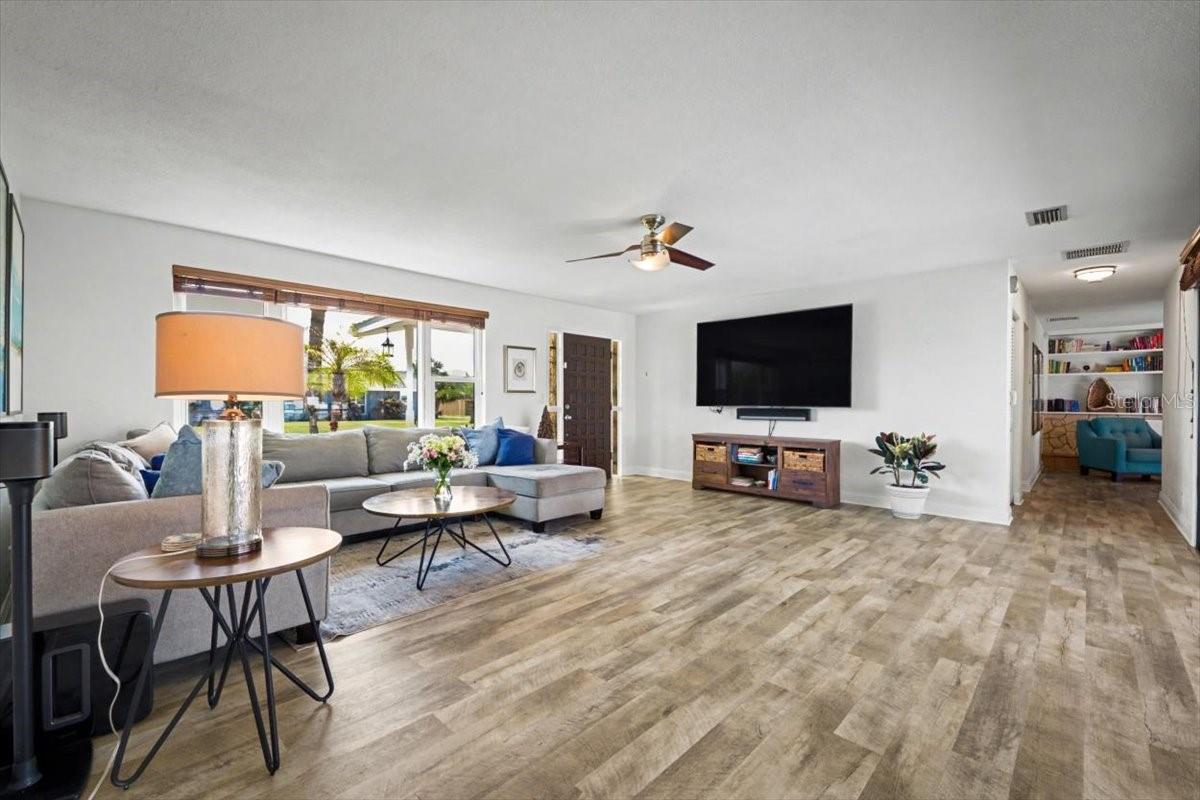 YACHT HAVEN - Residential