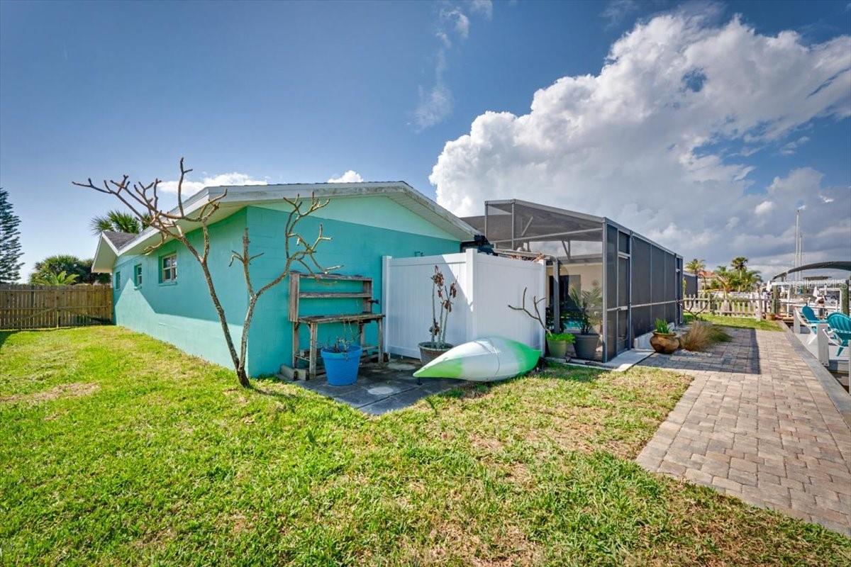 YACHT HAVEN - Residential