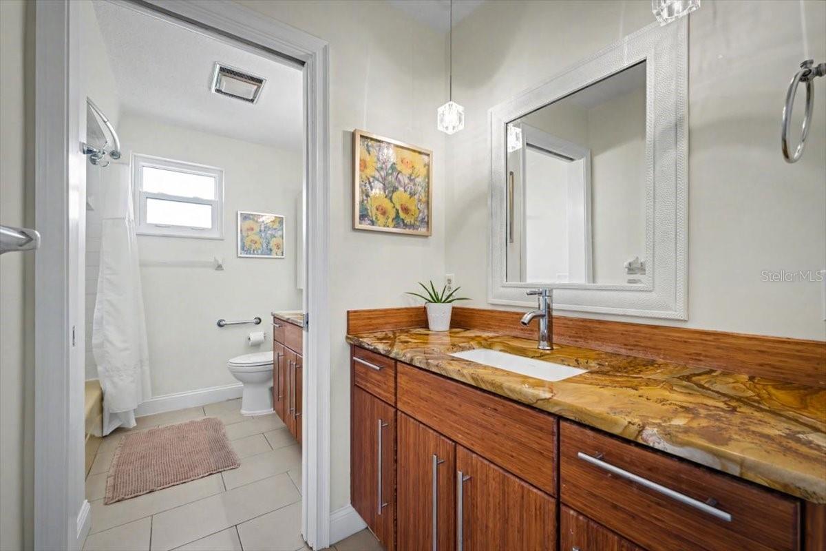 YACHT HAVEN - Residential