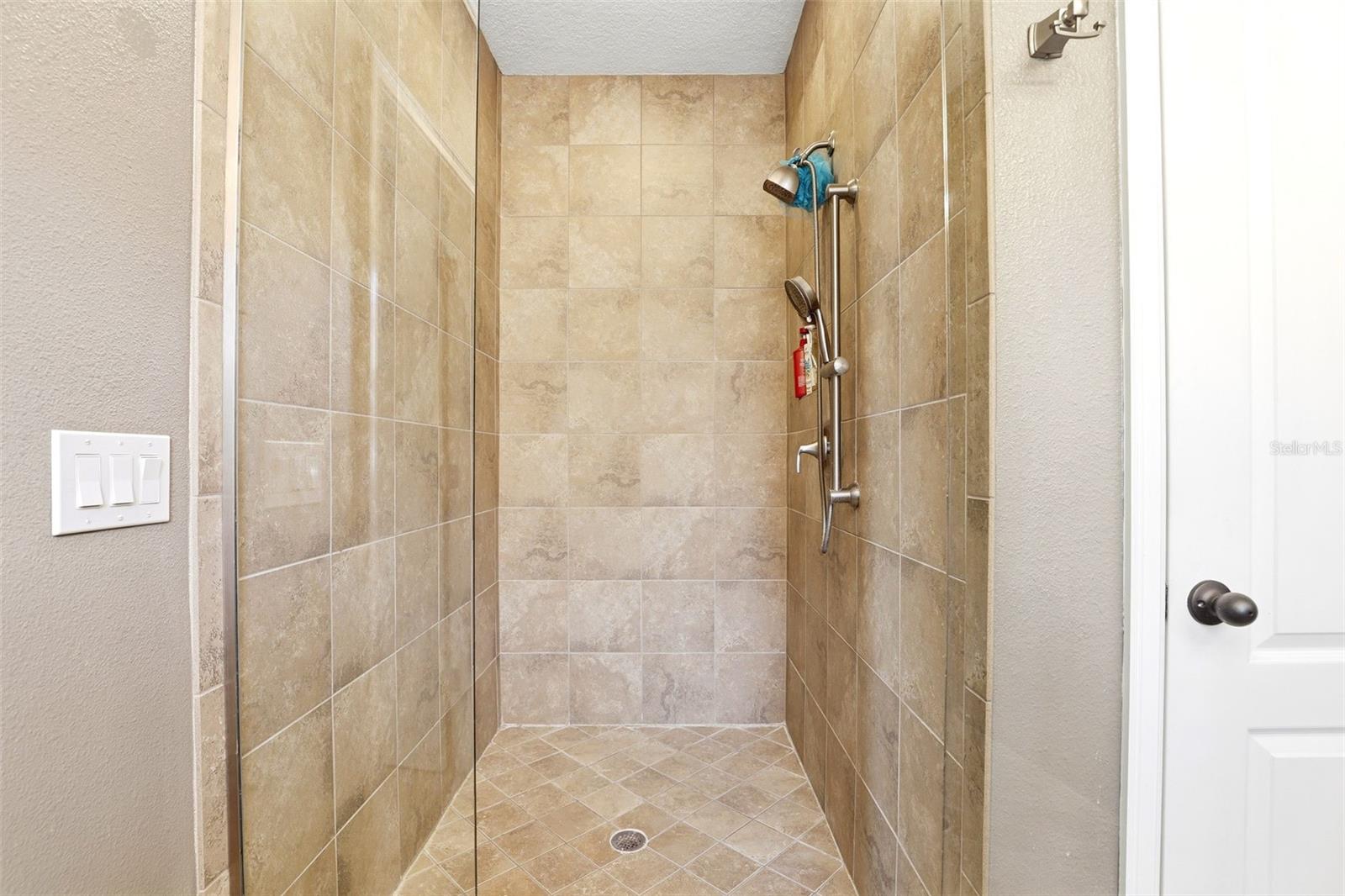 FOUNTAIN PARKE AT LAKE MARY PH 2 - Residential