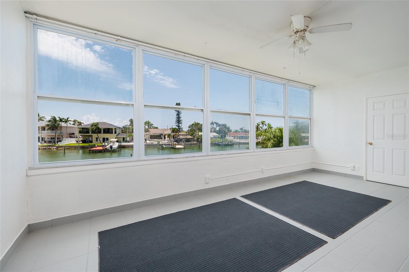 SHORE PLAZA BLDG - Residential