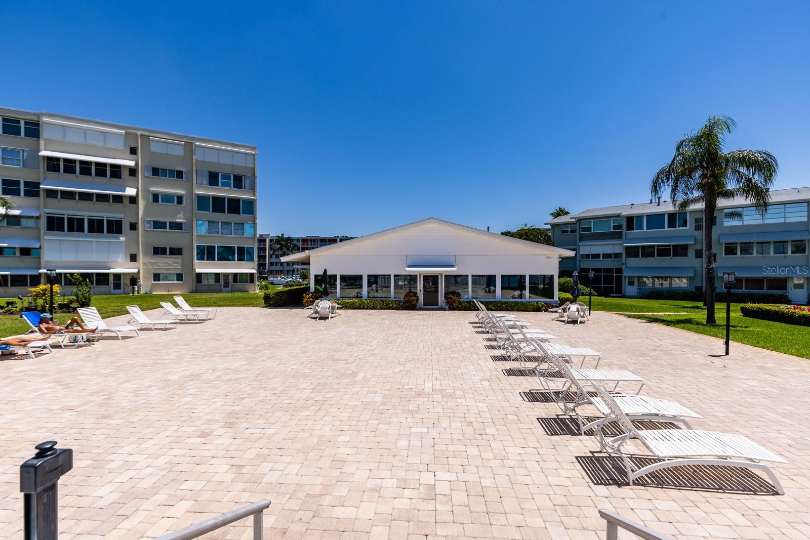 SHORE PLAZA BLDG - Residential