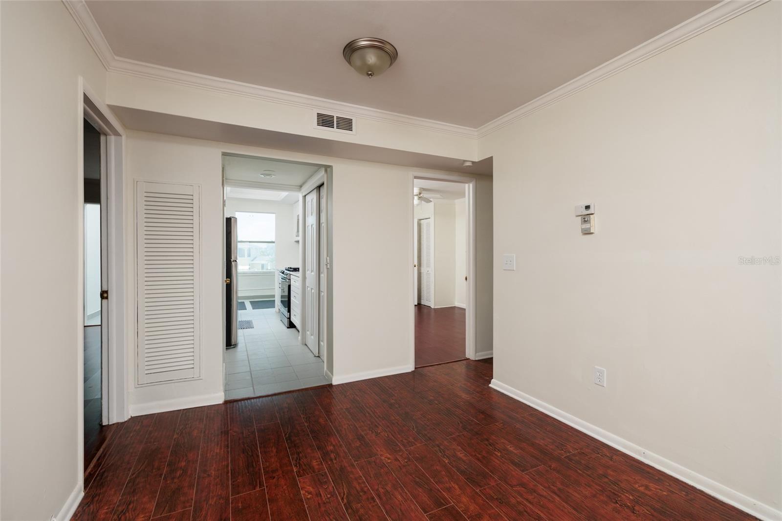 SHORE PLAZA BLDG - Residential