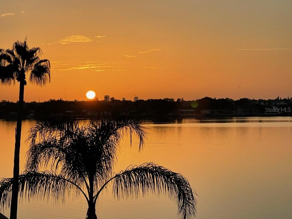 SHORE PLAZA BLDG - Residential