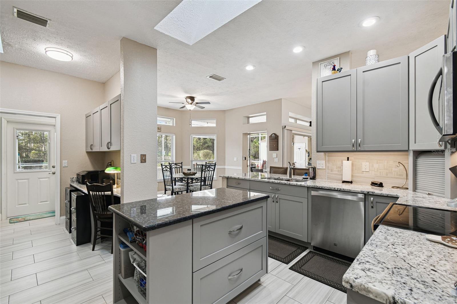 WOODLAND WATERS PH 1 - Residential