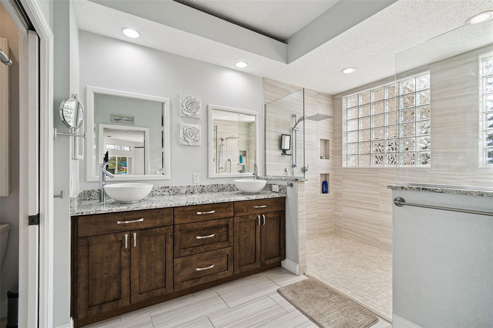 WOODLAND WATERS PH 1 - Residential