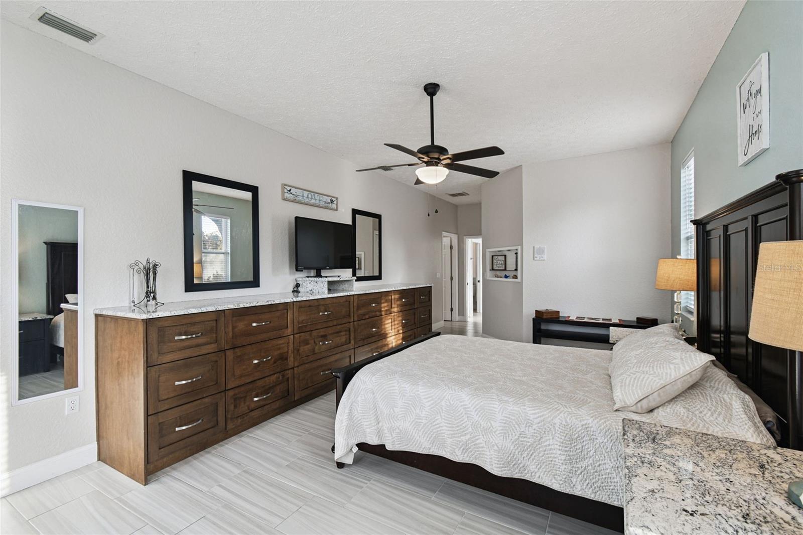 WOODLAND WATERS PH 1 - Residential