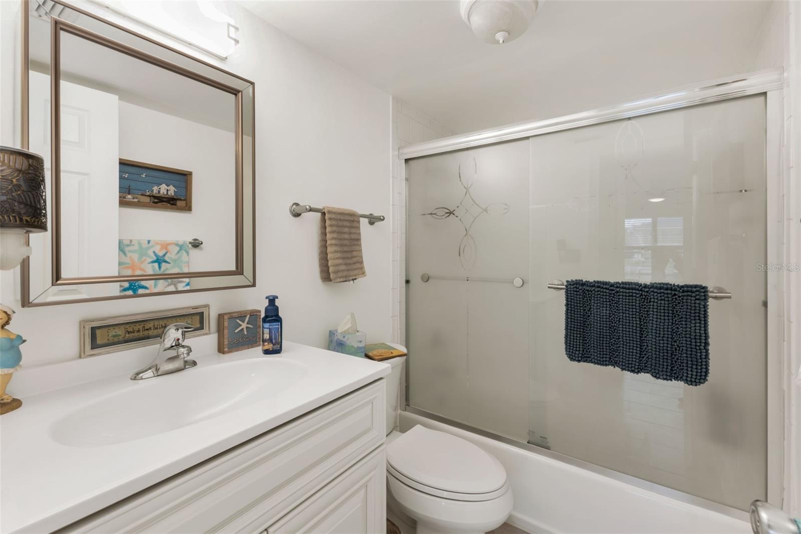 GATEWAY POINT - Residential Lease