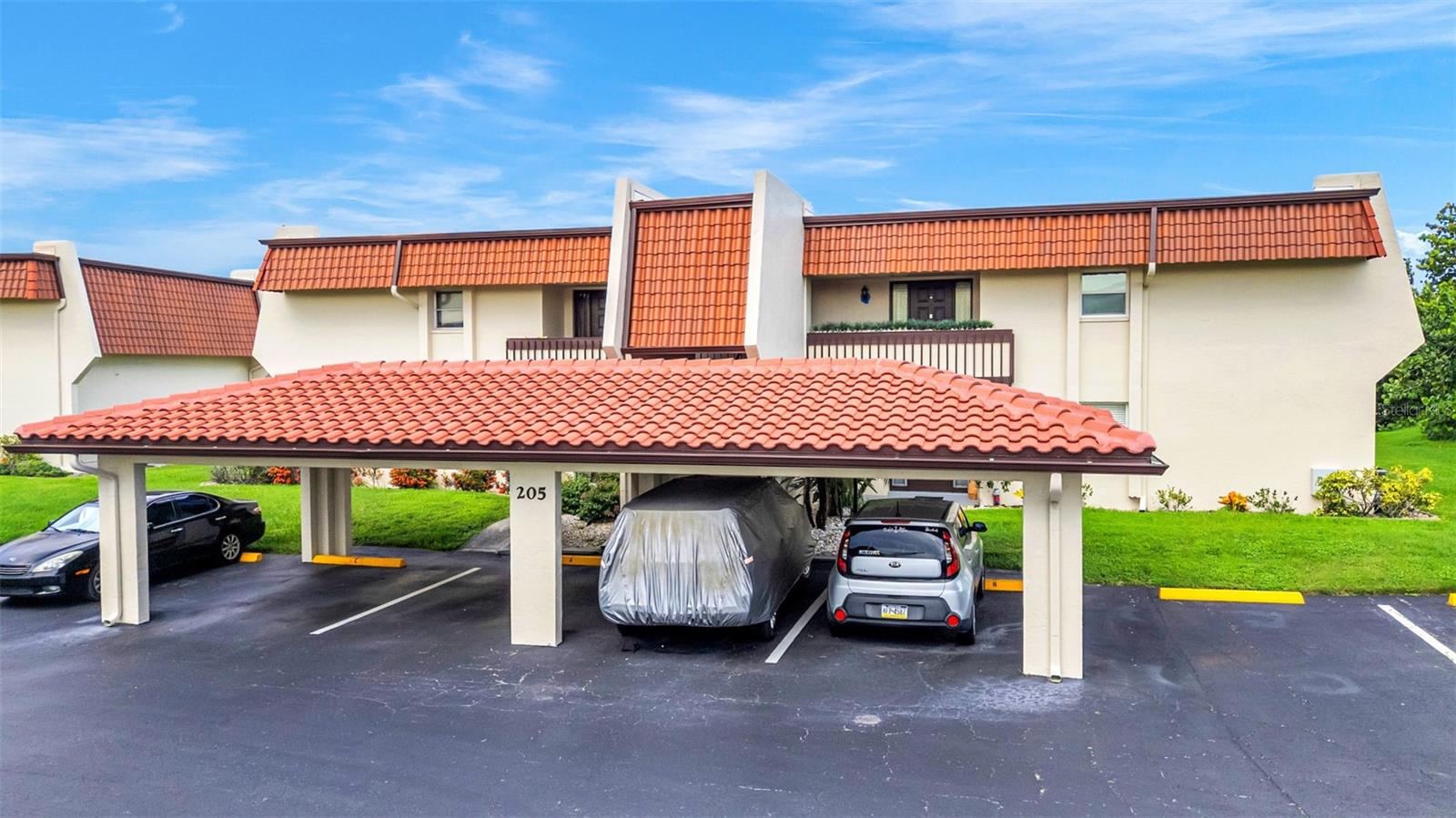GATEWAY POINT - Residential Lease