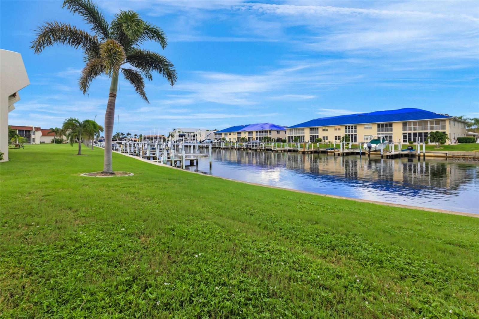 GATEWAY POINT - Residential Lease
