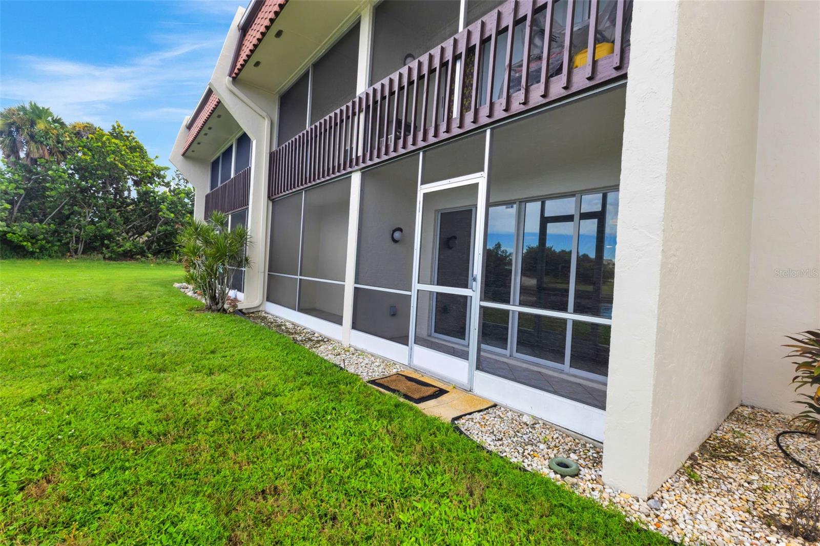 GATEWAY POINT - Residential Lease