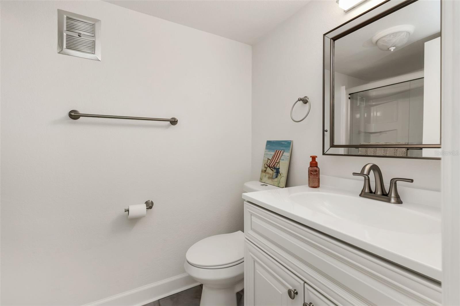 GATEWAY POINT - Residential Lease
