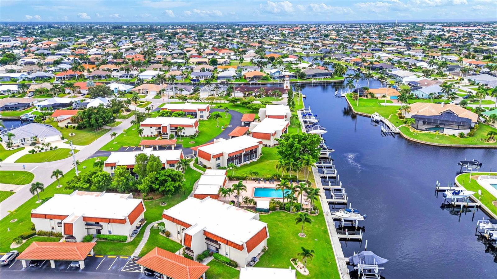 GATEWAY POINT - Residential Lease