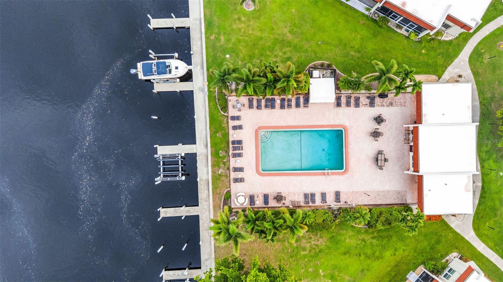GATEWAY POINT - Residential Lease